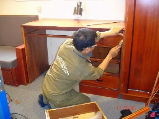 Sửa chữa đồ gỗ nội thất tại nhà Vinh Nghệ An