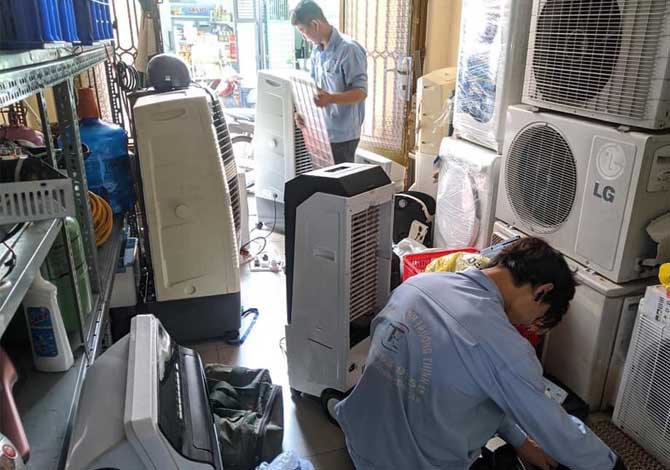 Sửa chữa quạt điều h&ograve;a l&agrave;m m&aacute;t hơi nước Vinh Nghệ An