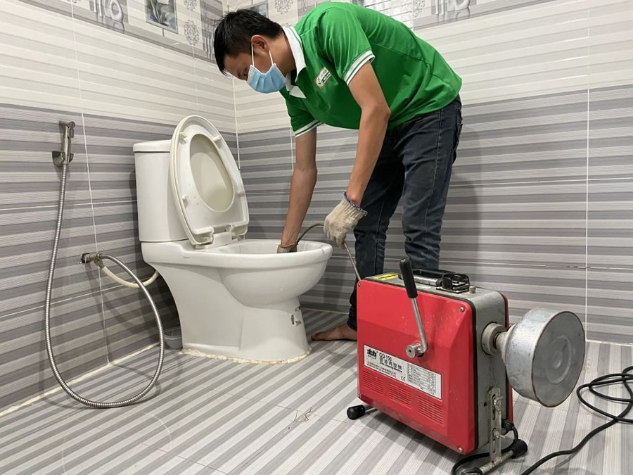 Th&ocirc;ng tắc h&uacute;t bể phốt bồn cầu toalet vệ sinh Vinh Nghệ An