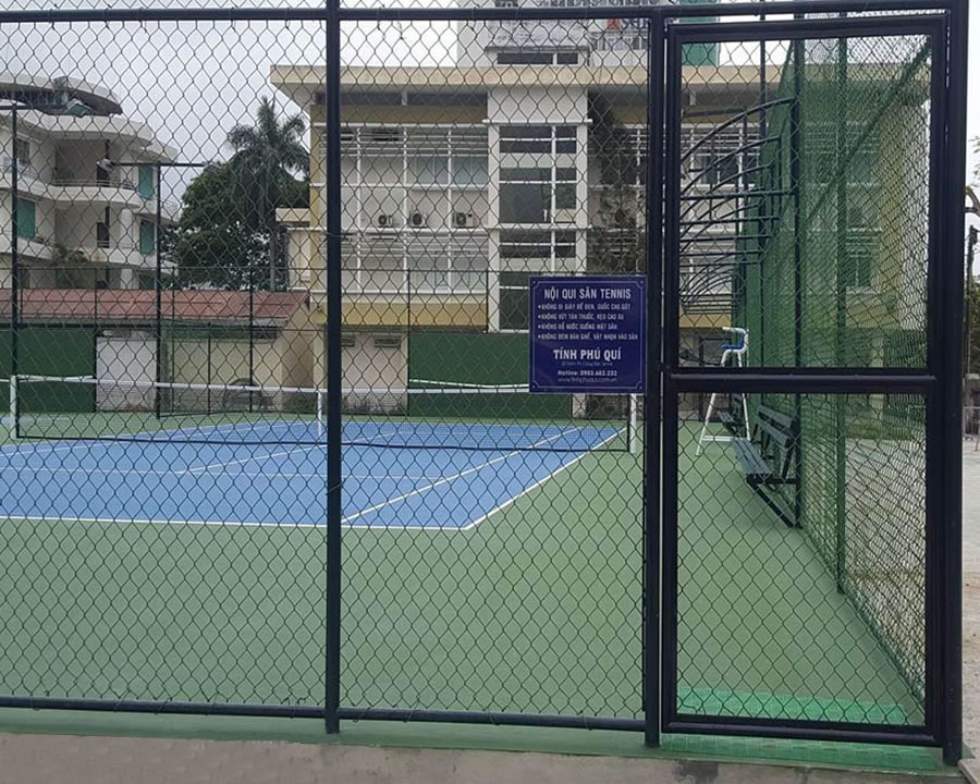 Thi công hàng rào lưới sắt sân Pickleball