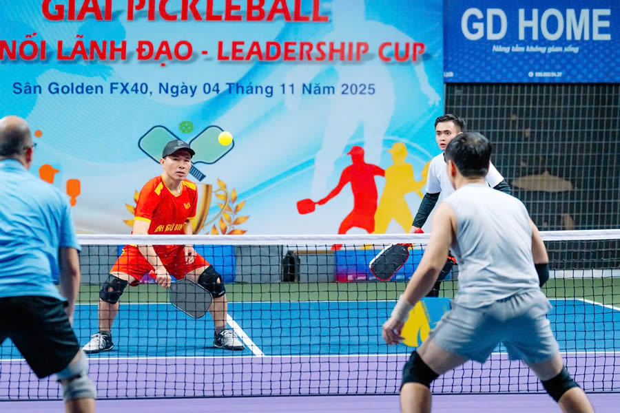 Đại l&yacute; b&aacute;n sơn epoxy thi c&ocirc;ng s&acirc;n thể thao pickleball, cầu l&ocirc;ng, b&oacute;ng chuyền, b&oacute;ng rổ tennis Vinh Nghệ An
